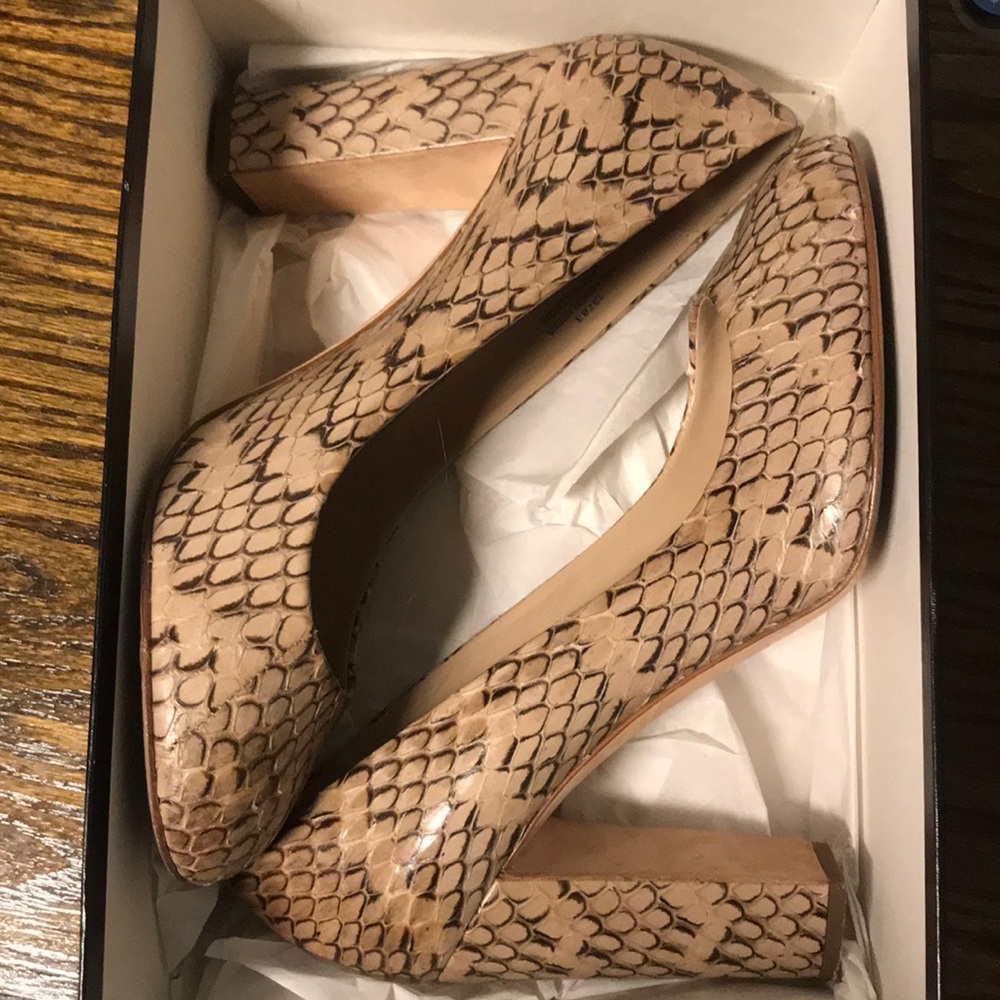 J.Crew Allie Snakeskin Pumps size 9